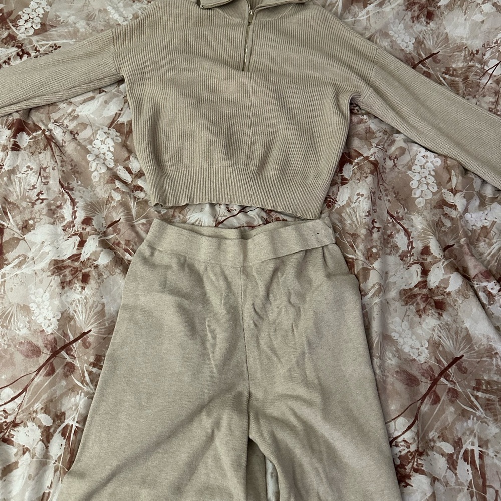 T.J.Maxx Taupe Ribbed Knit Set